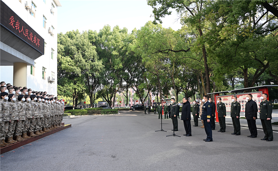 张庆伟走访慰问驻湘部队官兵：传承红色基因勇担职责使命 在新时代新征程中再立新功